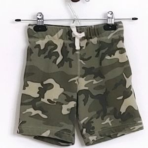 Boy's Camo Shorts Bermuda Size 5/6